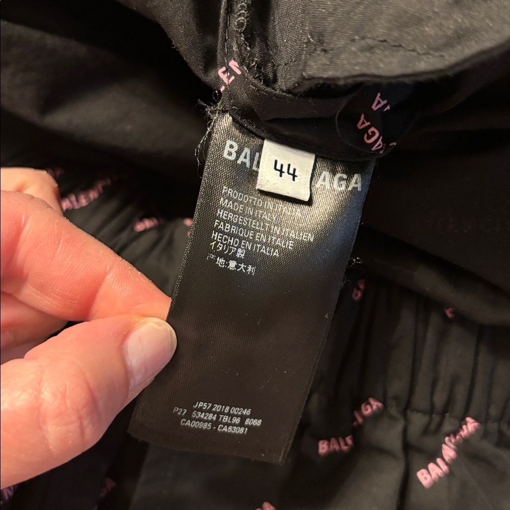 Balenciaga logo repeat pajama pants- size 44 - Picture 5 of 11